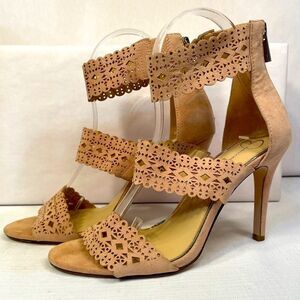 JESSICA SIMPSON PINK SUEDE JILLESA 4” HEEL SIZE 7.5
